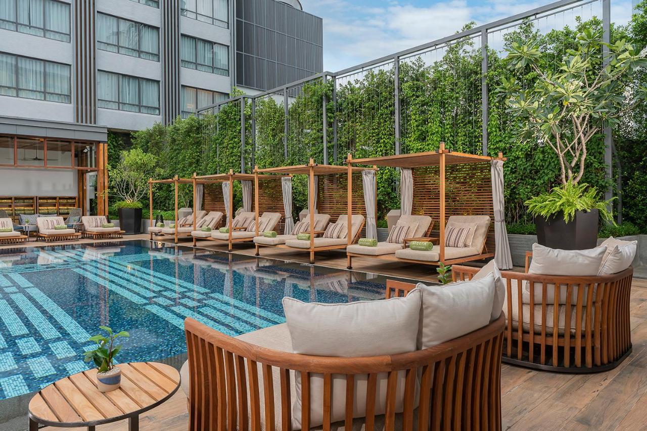 Hotel Melia Chiang Mai Extérieur photo The hotel's pool